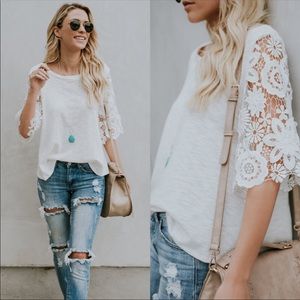 🏝Last Small (runs very large). Crocheted Top